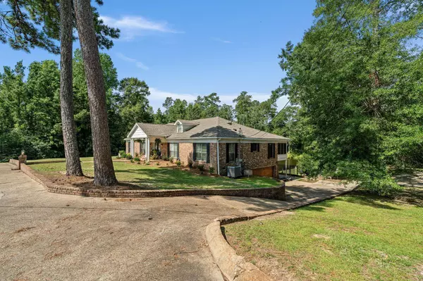 725 Hillcrest LOOP, Petal, MS 39465