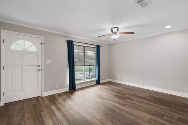 107 Forrest Dr, Petal, MS 39465