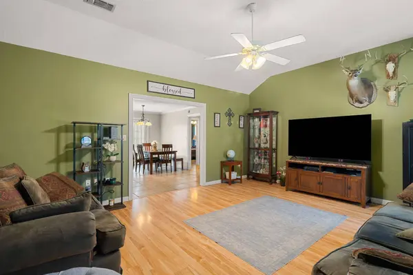601 Purvis Oloh Rd., Purvis, MS 39475
