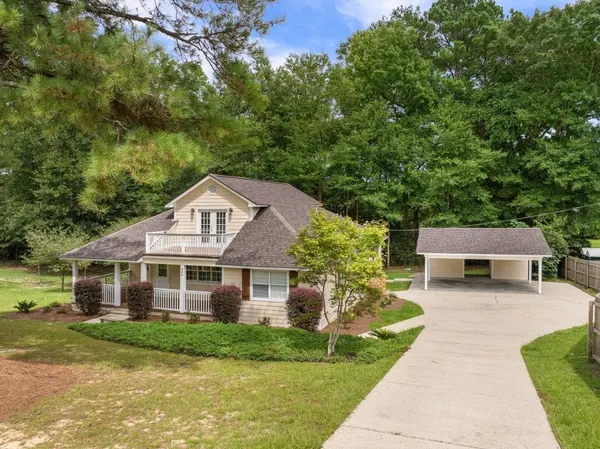 348 Elks Lake Rd., Hattiesburg, MS 39401