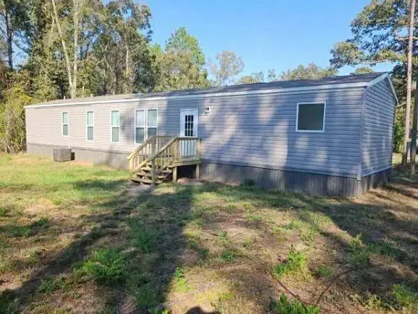 32 William Bryant Dr., Sumrall, MS 39482