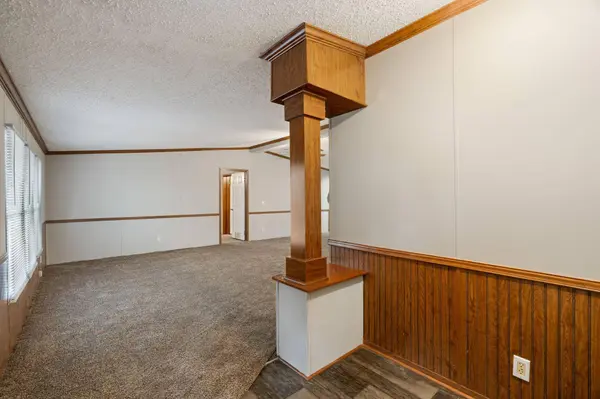 145 Northeast Dr., Laurel, MS 39443