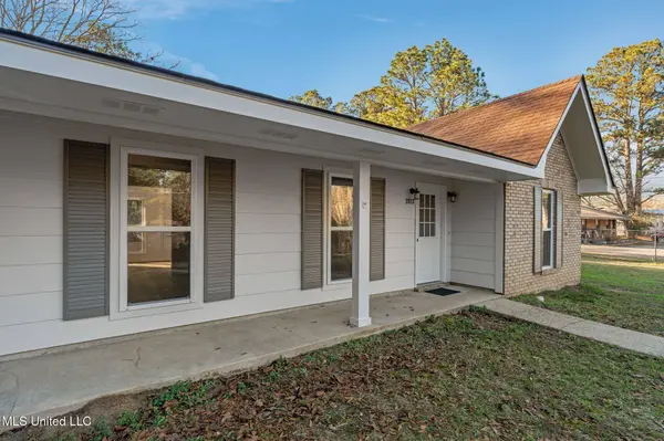 1013 Parker, Hattiesburg, MS 39402