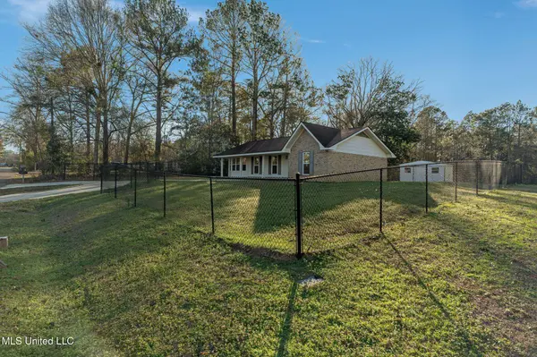 1013 Parker, Hattiesburg, MS 39402