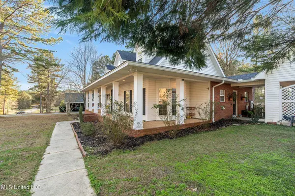 143 Red Roan Road, Hattiesburg, MS 39402