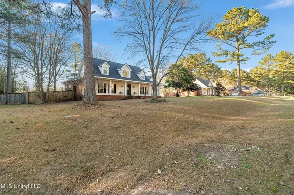 143 Red Roan Road, Hattiesburg, MS 39402