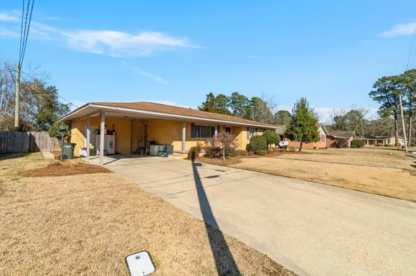 1223 Meadowood Rd., Columbia, MS 39429