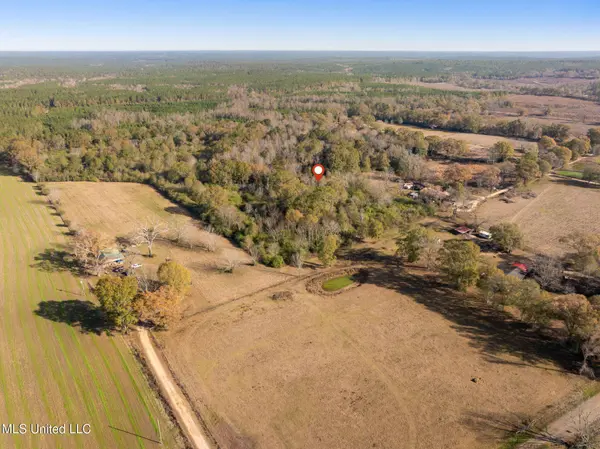 340 E Bond Road, Wiggins, MS 39577