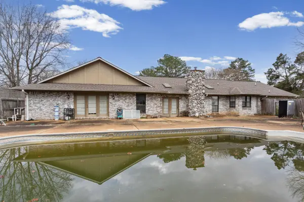 165 Devils Backbone, Hattiesburg, MS 38866