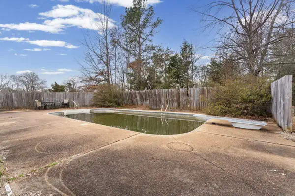 165 Devils Backbone, Hattiesburg, MS 38866