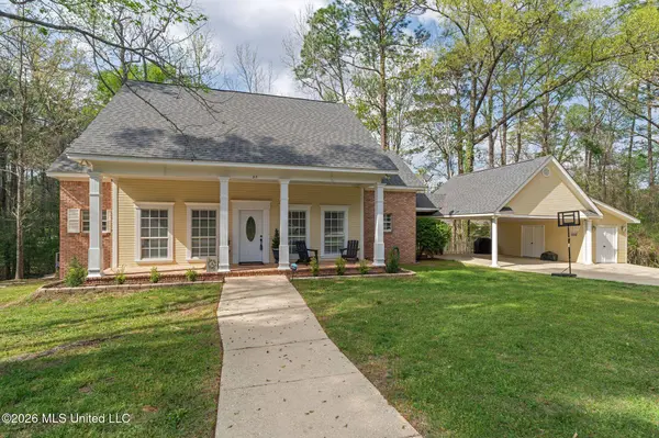 22 Dunleith Court, Hattiesburg, MS 39402