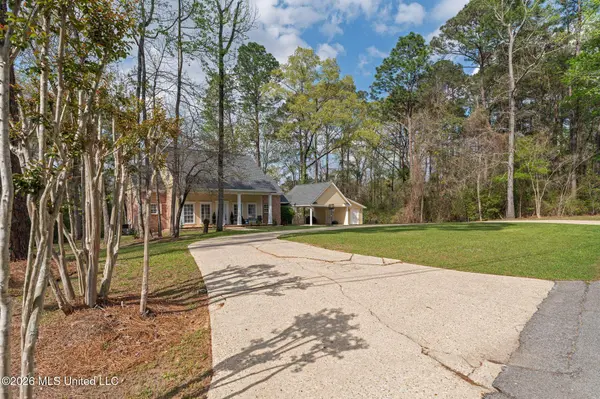 22 Dunleith Court, Hattiesburg, MS 39402