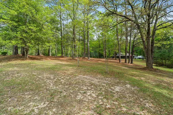 28 Woodland, Hattiesburg, MS 39401