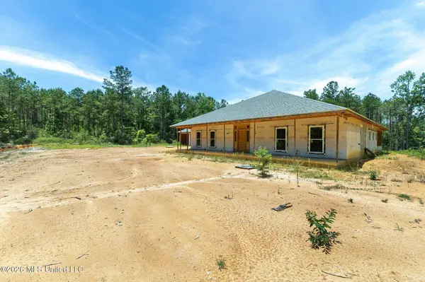 313 Spur Line Road, Ellisville, MS 39437
