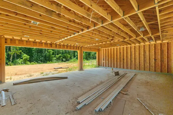 313 Spur Line Rd., Ellisville, MS 39437