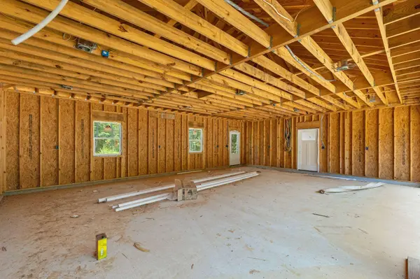 313 Spur Line Rd., Ellisville, MS 39437