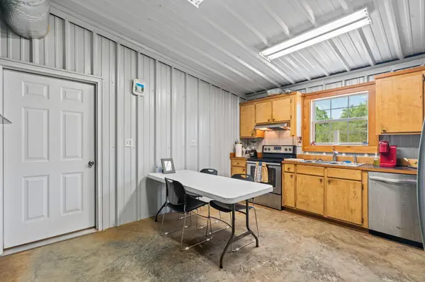 167 Military, Sandy Hook, MS 39478