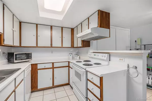 17053 E Tennessee DR #212, Aurora, CO 80017