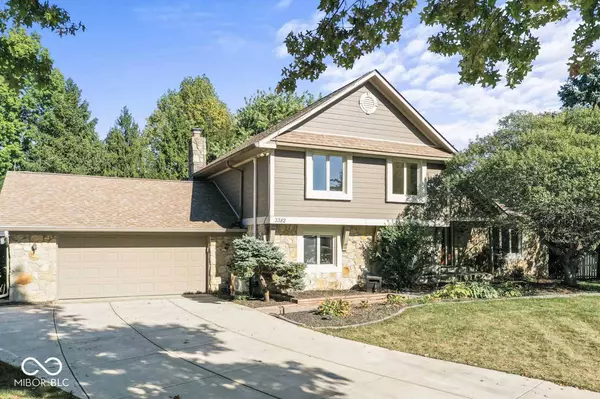 3382 Eden Park PL, Carmel, IN 46033