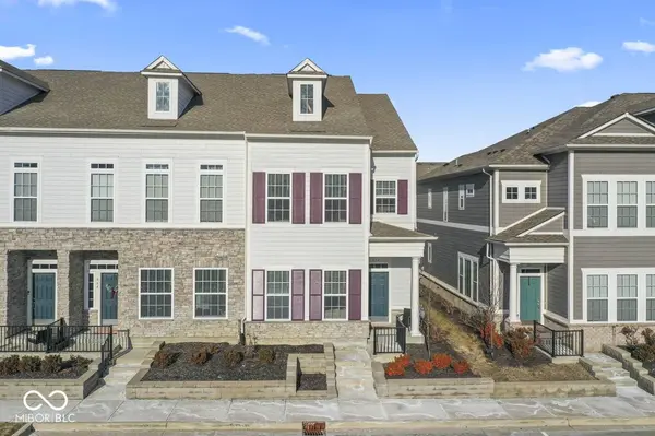 672 Lagerfield DR, Carmel, IN 46032