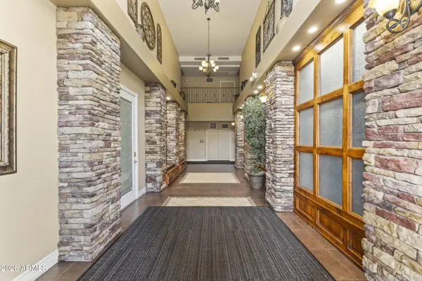 5450 E DEER VALLEY Drive #1002, Phoenix, AZ 85054