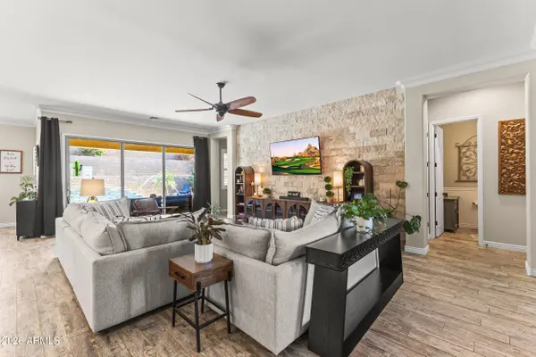 10110 W REDBIRD Road, Peoria, AZ 85383