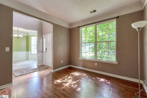 707 Birkhall Court, Spartanburg, SC 29301