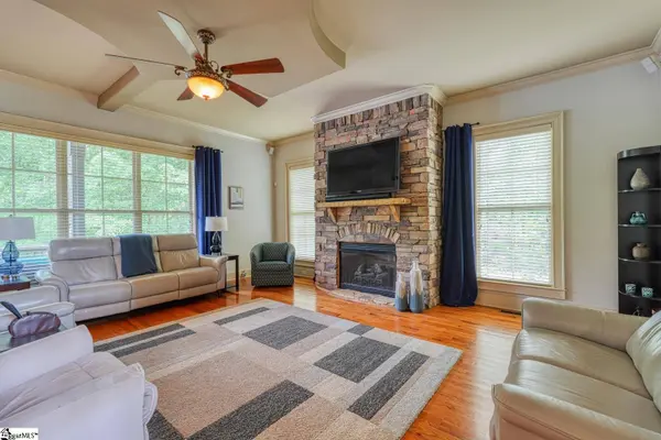 122 Beacon Hill Road, Duncan, SC 29334