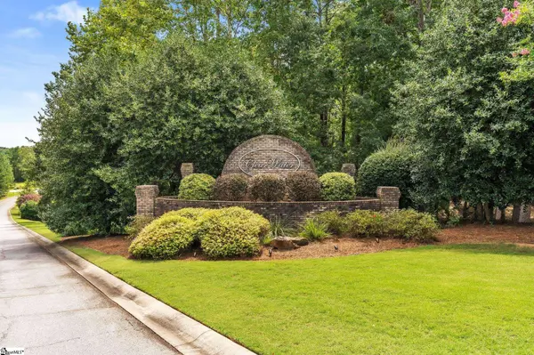 107 Abaco Lane, Seneca, SC 29772