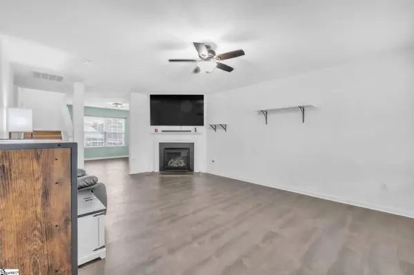 719 Dottie Drive, Boiling Springs, SC 29316
