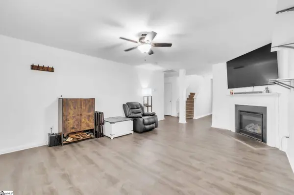 719 Dottie Drive, Boiling Springs, SC 29316