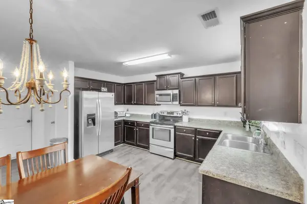 719 Dottie Drive, Boiling Springs, SC 29316