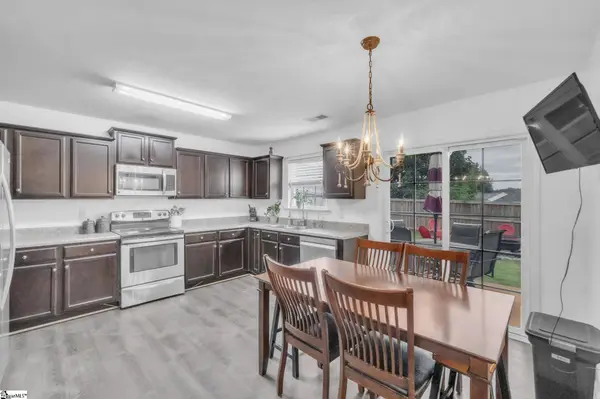 719 Dottie Drive, Boiling Springs, SC 29316