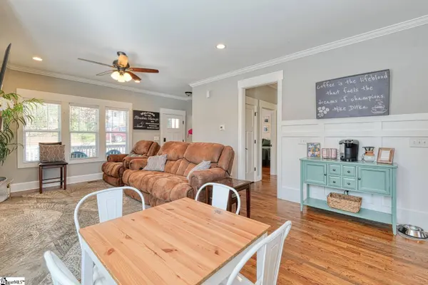 35 Burgess Avenue, Greenville, SC 29609