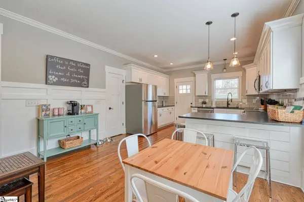 35 Burgess Avenue, Greenville, SC 29609