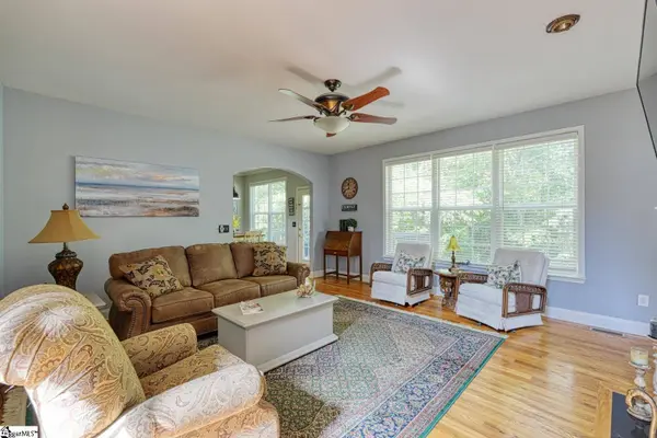 27 King Eider Way, Taylors, SC 29687