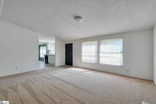 150 Casey Road, Woodruff, SC 29388