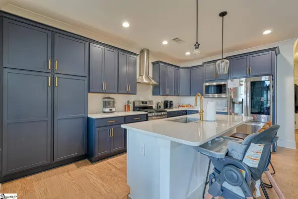 1216 N Pinot Road, Duncan, SC 29334