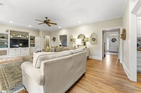 429 Waterford Point Drive, Boiling Springs, SC 29316