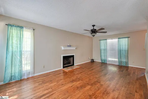 118 Oak Ridge Drive, Greenwood, SC 29649