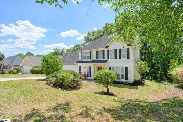 118 Oak Ridge Drive, Greenwood, SC 29649