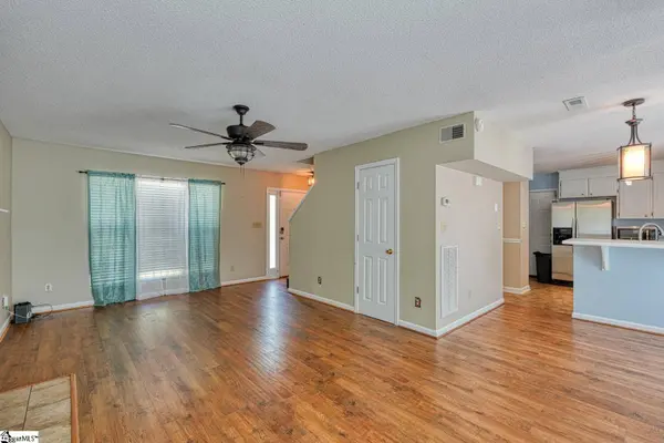 118 Oak Ridge Drive, Greenwood, SC 29649