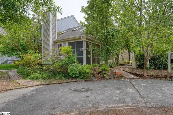 26 Hidden Springs Road, Spartanburg, SC 29302