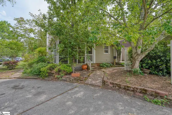 26 Hidden Springs Road, Spartanburg, SC 29302