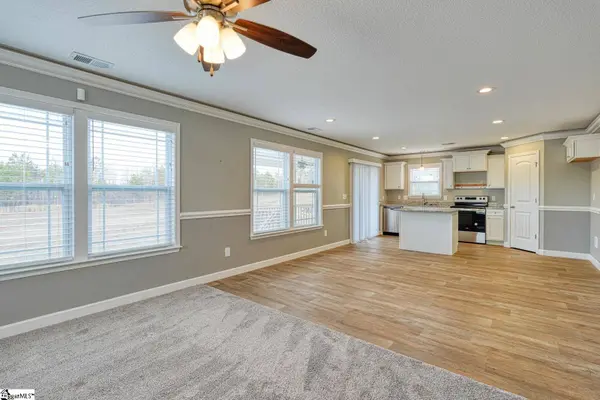 160 Thorn Creek Drive, Gaffney, SC 29341