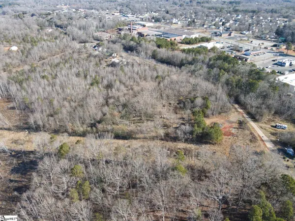 700 Redline Avenue, Chesnee, SC 29323