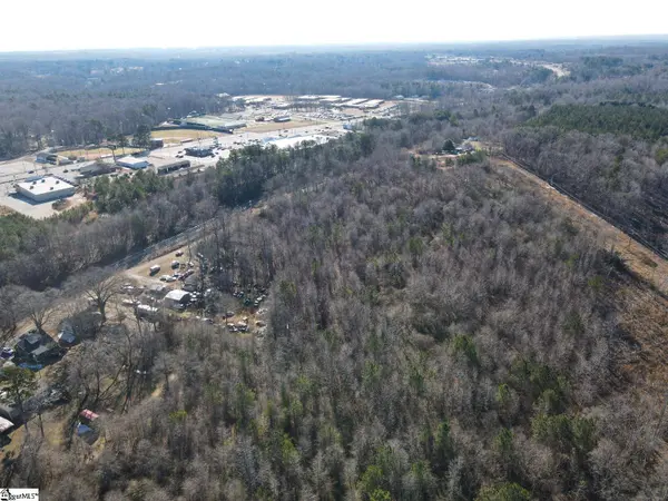 700 Redline Avenue, Chesnee, SC 29323