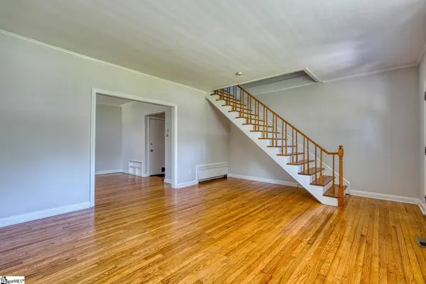171 E Victoria Road, Spartanburg, SC 29302