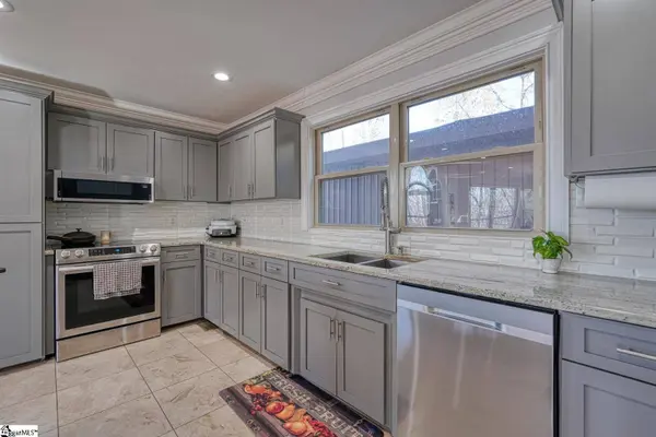 118 Sunset Drive, Inman, SC 29349