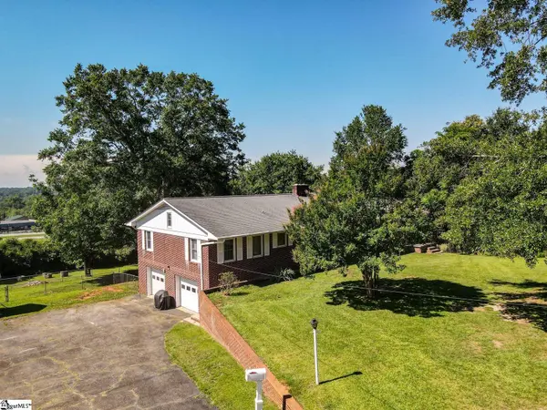 135 Skyview Drive, Spartanburg, SC 29303